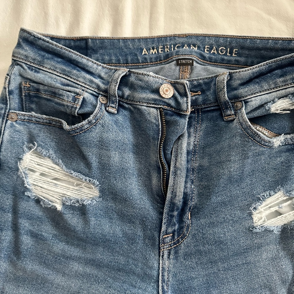 American eagle blue jeans size 6 regular straight leg